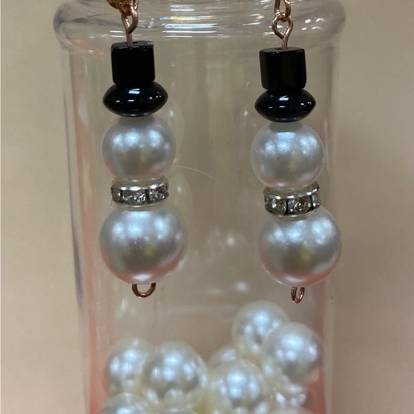handmade Jewelry - Handmade Christmas snowman dangling earrings